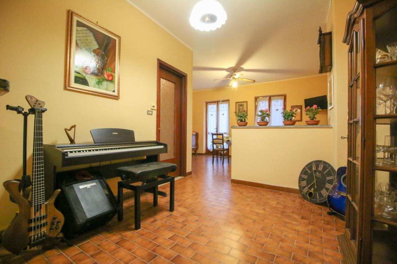 Spighe Paglia E Girasole Bed & Breakfast Candia Canavese Exterior photo